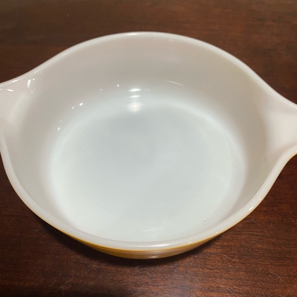 Vintage, Set of 3, Pyrex, Lidded, Town and Country Casserole Dishes/Bowls - Picture 5 of 16